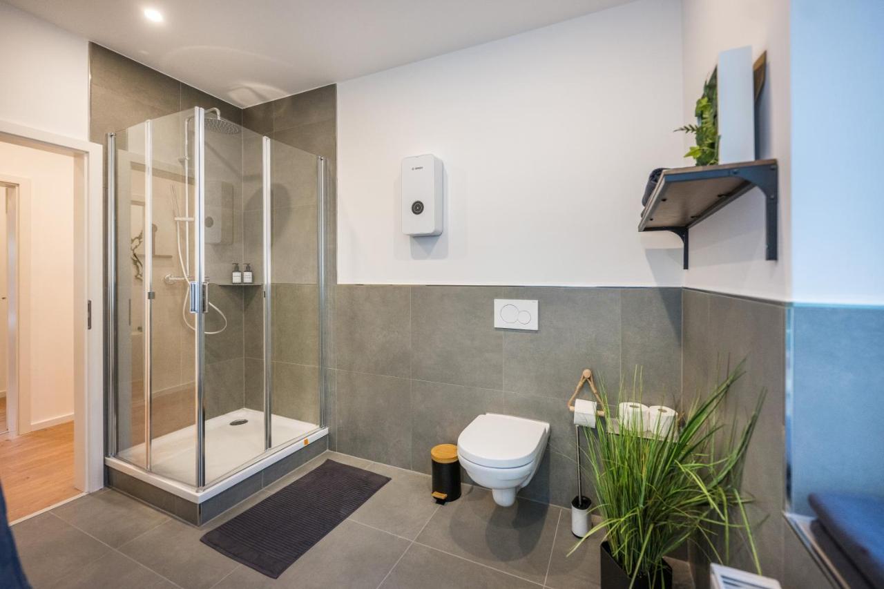 120Qm, Cozy Apartment, Sehr Zentral Am Hbf, 3Sz كوبلنس المظهر الخارجي الصورة